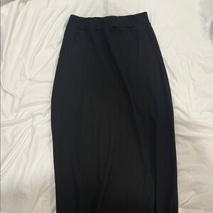 Black Ribbed Skirt